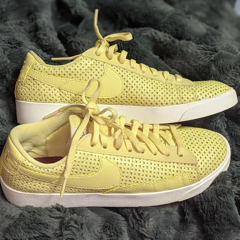 Women's Nike Yellow Low Sneakers